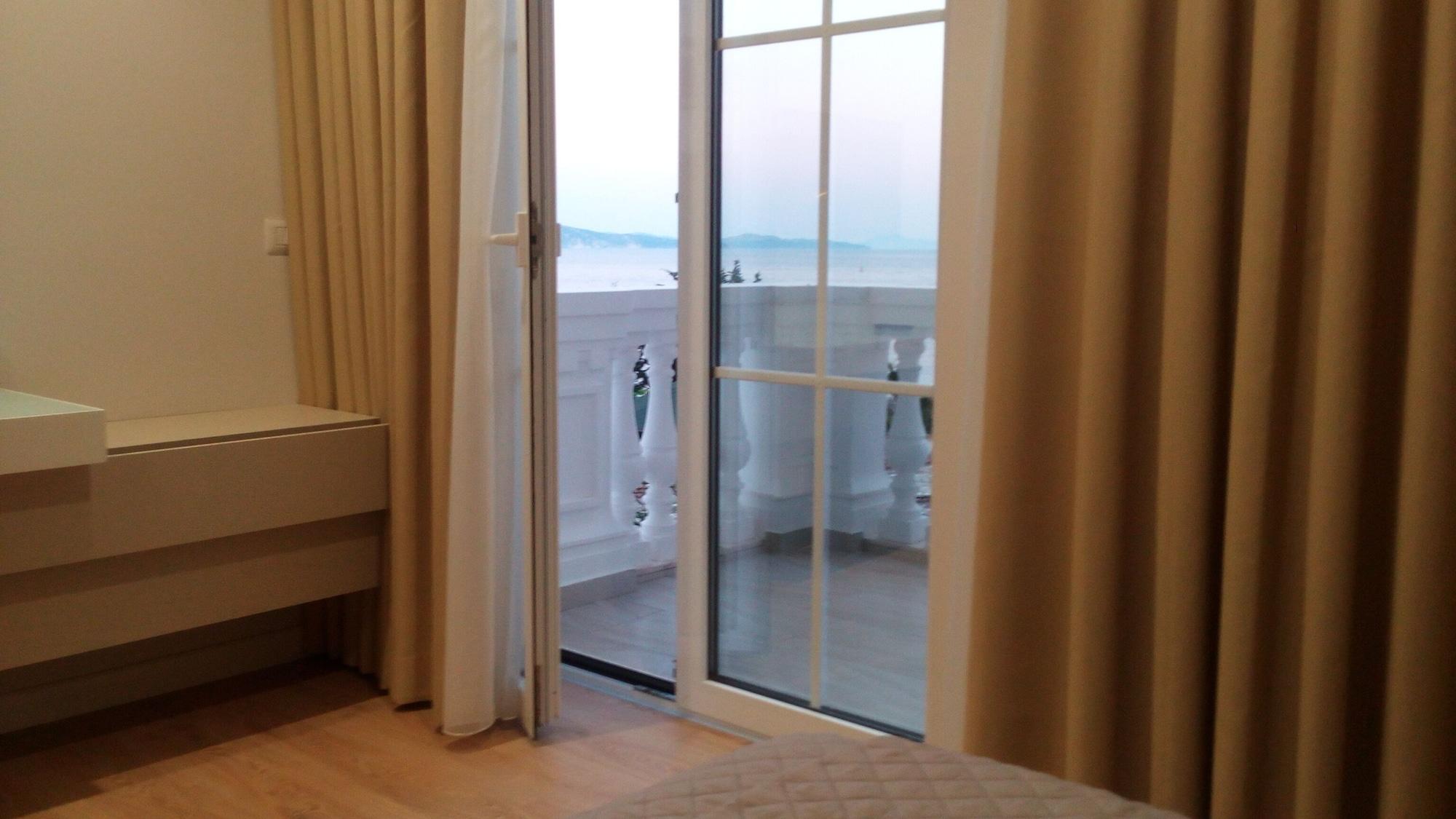 Hotel Vila Kalcuni Sarande Ngoại thất bức ảnh