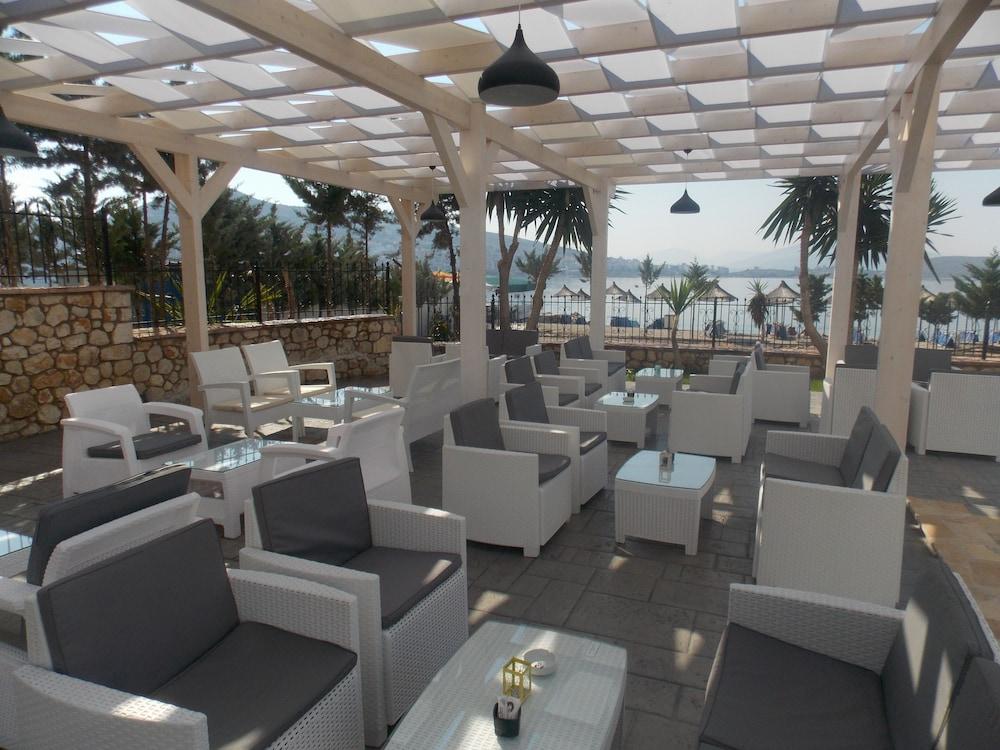 Hotel Vila Kalcuni Sarande Ngoại thất bức ảnh