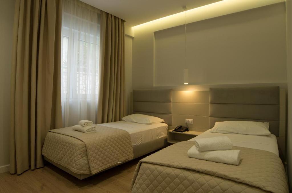 Hotel Vila Kalcuni Sarande Ngoại thất bức ảnh