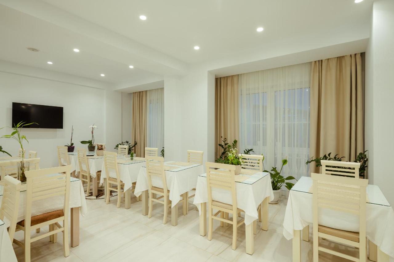 Hotel Vila Kalcuni Sarande Ngoại thất bức ảnh