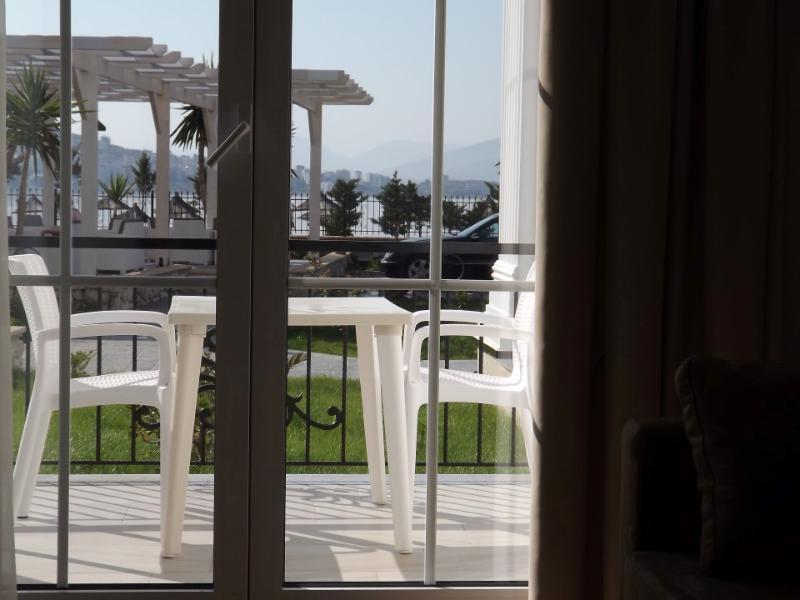 Hotel Vila Kalcuni Sarande Ngoại thất bức ảnh